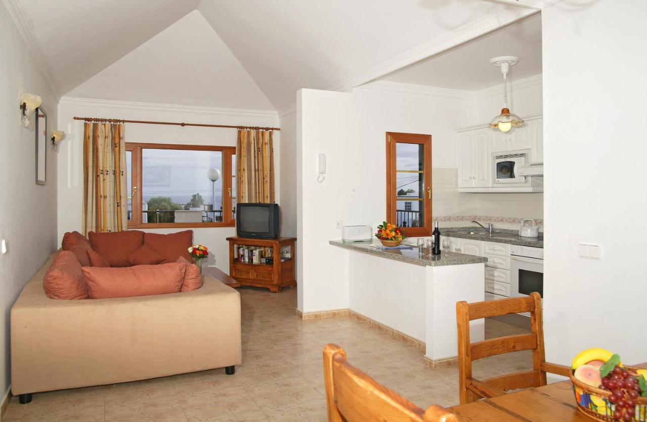 4 Bedroom Saturn With Private Heated Pool