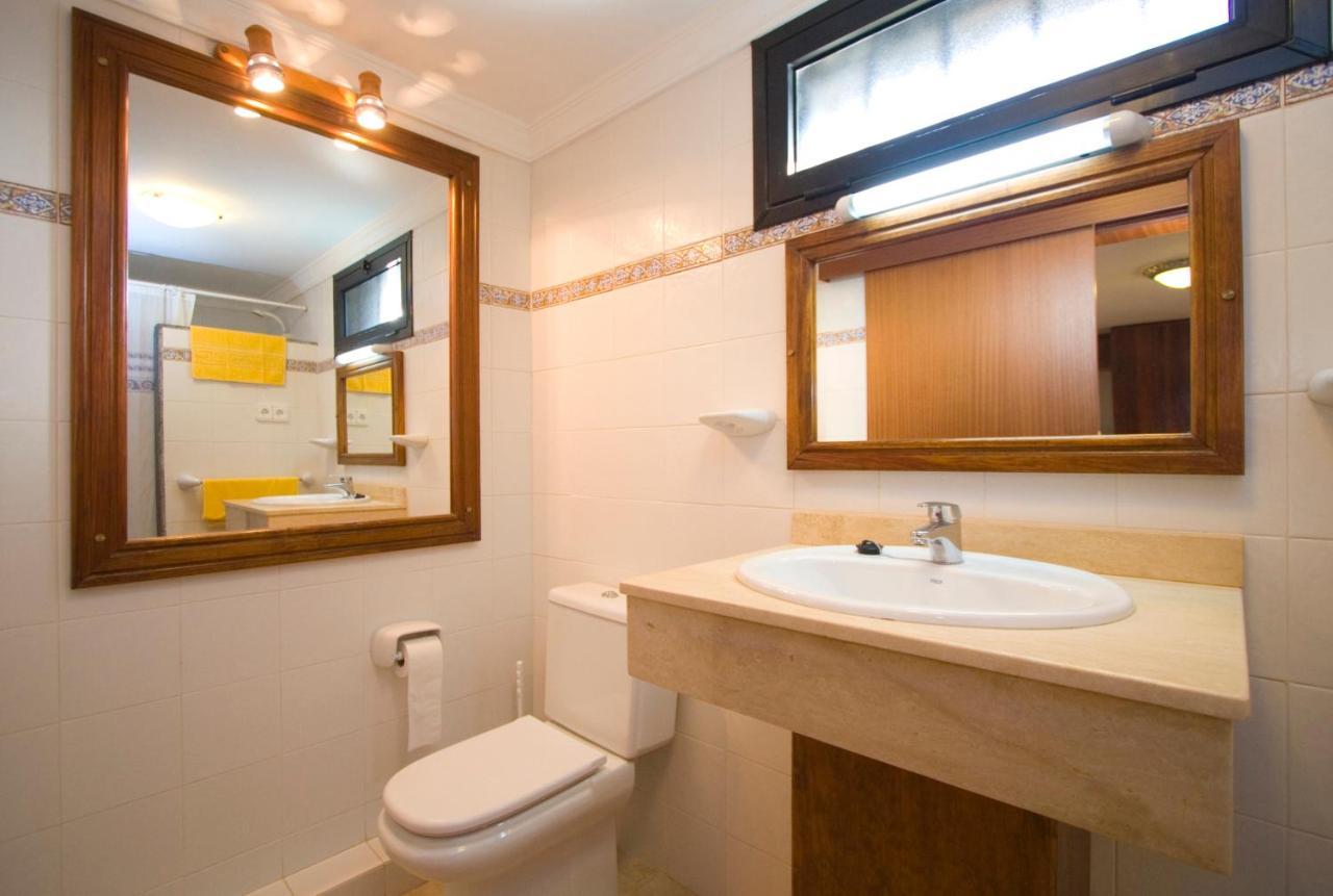 4 Bedroom Saturn With Private Heated Pool *